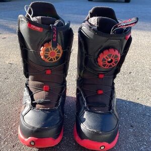 Burton Zipline snowboard boots size youth 4